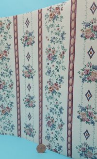 Maroon Floral Vine - Wallpaper
