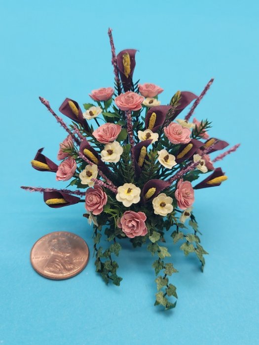 Lily and Rose Arrangement - Click Image to Close
