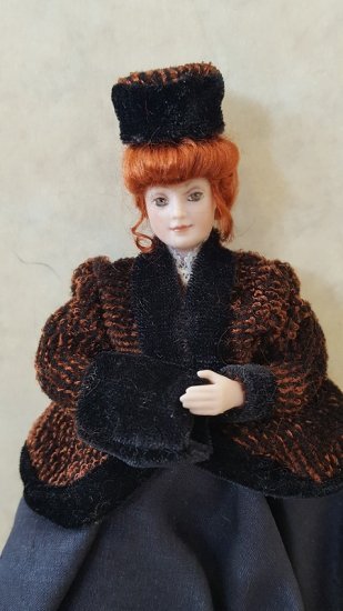 Porcelain Winter Lady German do - Click Image to Close