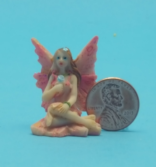 Small Fairy w/Legs to Side, Pk - Click Image to Close